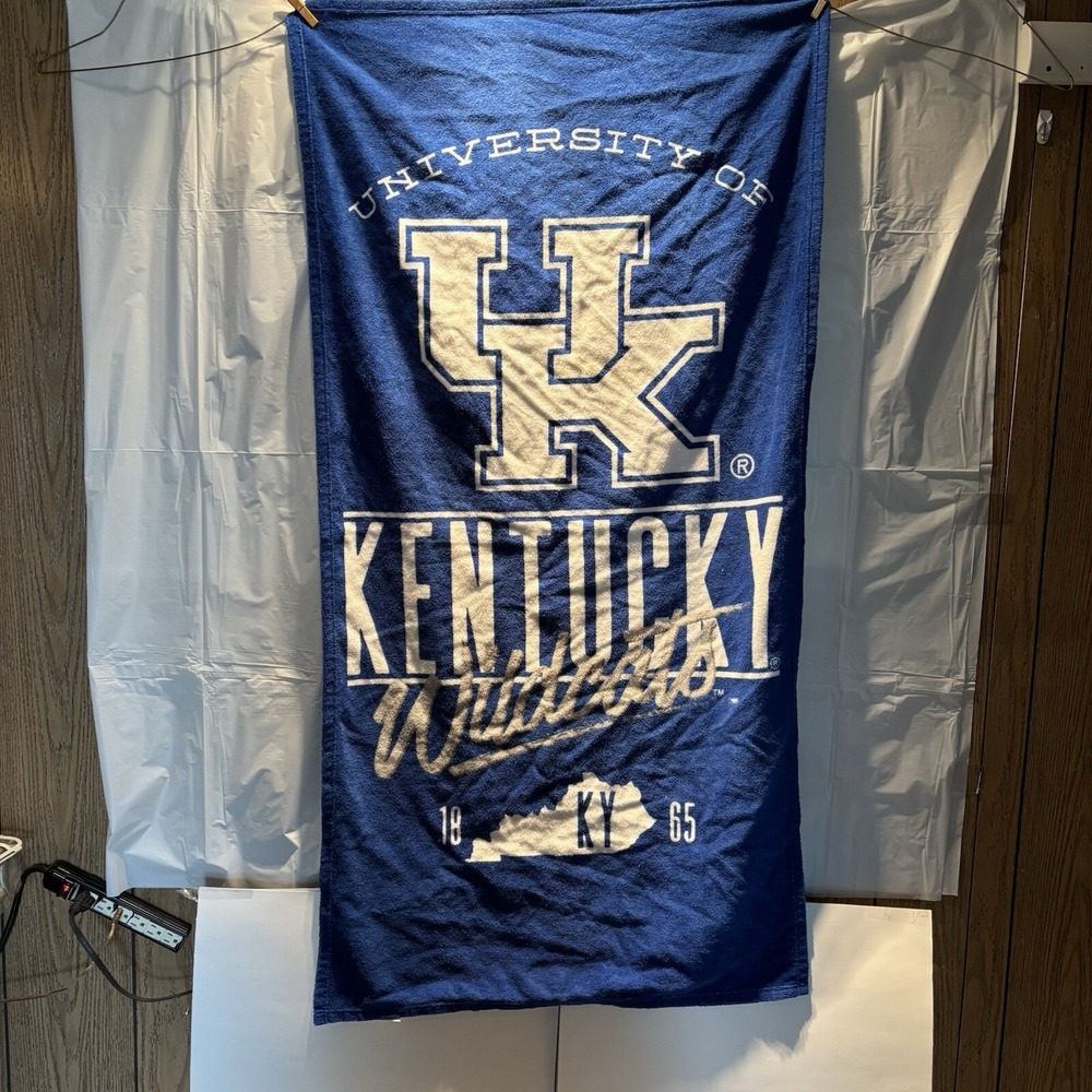 Kentucky Wildcats‎ Beach Towel 30" x 53" Mixed Materials